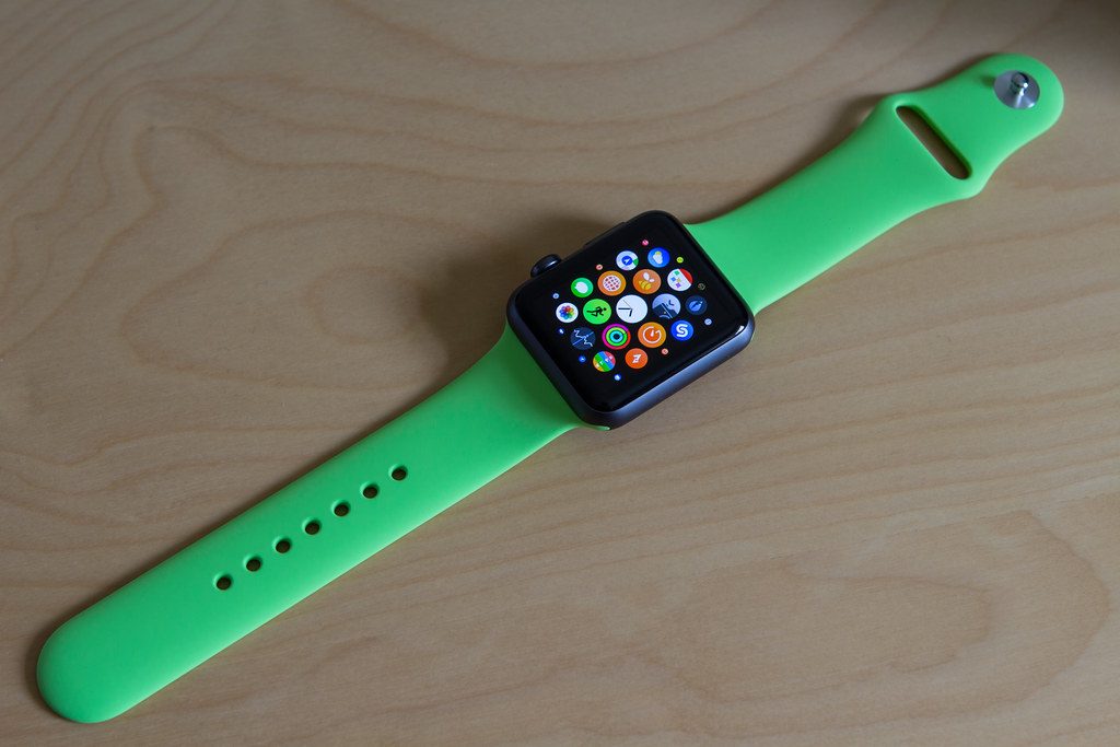 Dead apple 2024 watch charging screen