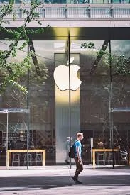 Some Apple Stores Sell Used iPhones