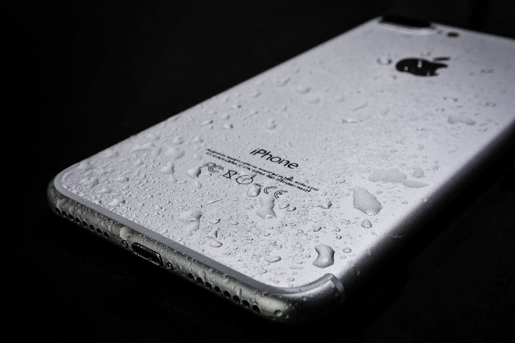 how-to-check-for-iphone-water-damage-ultimate-guide