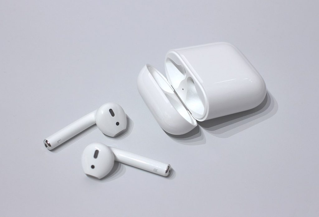 Airpods
